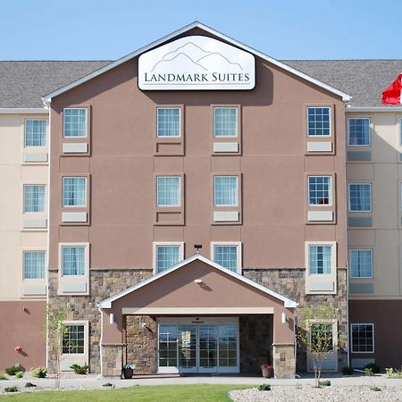 Landmark Suites - Williston Buitenkant foto